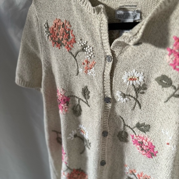NWT flower embroidered northern reflections cardigan - Picture 11 of 13